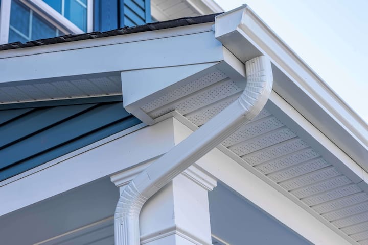 Cheap and durable vinyl gutters installation in Columbia